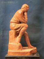  洞澤 今朝夫作　「女性椅子坐像」　1994年　樹脂作品　