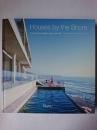 Houses by the Shore : At Home with the Water-River、Lake、Sea
