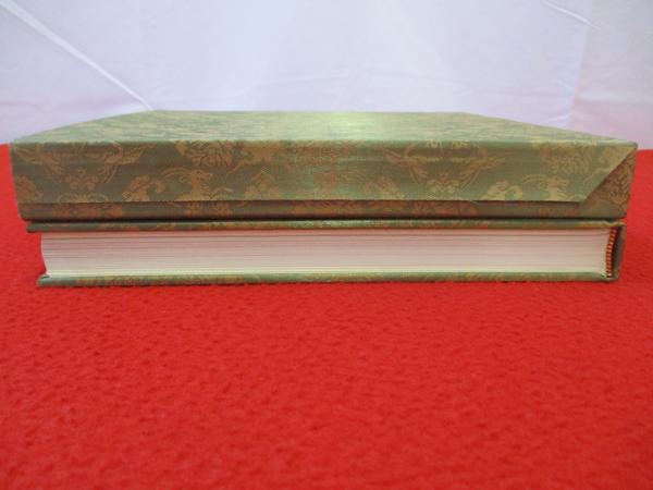 小品盆栽 松平家に生きる珠玉の名品(日本盆栽協会 編) / 古本