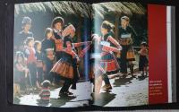 NGƯỜI　HMÔNG　Ở　VIỆT NAM　THE　HMONG　IN VIỆ NAM  The Hmong in Vietnam
