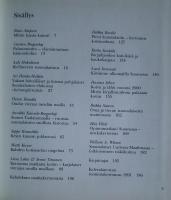 Kauas on pitkä matka-Kirjoituksia kahdesta kotiseudusta:Kalevalaseuran vuosikirja　72
