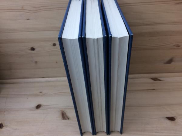 図説 中世城郭事典 全3巻揃(村田修三 編) / 古本、中古本、古書籍の