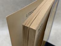 洋書　Behind the Hits