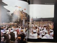 洋書　写真集　エカ・ダサ・ルドラ　ブサキ寺院