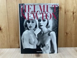 洋書　WORK　/　Helmut Newton
