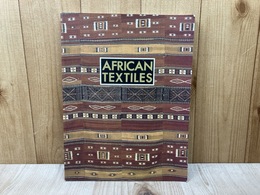 大英博物館所蔵品による　アフリカの染織