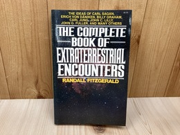 洋書　The Complete Book of Extraterrestrial Encounters