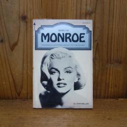 洋書　Marilyn Monroe: Pyramid Illustrated History of the Movies