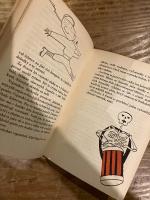 (捷) 犬の生活　ルドヴィーク・アシュケナージ著　オタ・ヤネチェク挿絵　Psi zivot. Illustroval Ota Janecek.