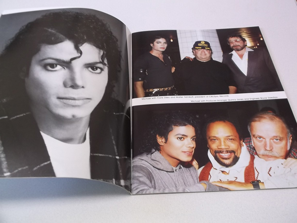 マイケルジャクソン Michael Jackson 1987ツアーパンフ Japan Tour 87 ビートマニア 古本 中古本 古書籍の通販は 日本の古本屋 日本の古本屋