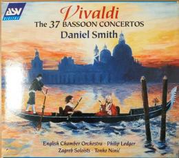 CD（輸入・クラシック）　Vivaldi　：　The　37　Bassoon　Concertos　　Daniel Smith 　　