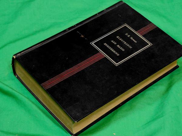 語学・辞書・学習参考書 F. E. Terman Electronic and Radio Engine ELECTRONIC AND RADIO ENGINEERING （ラジオ工学 英語版）(F.E.TERMAN