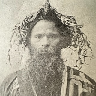 アイヌ写真印刷物 大正から昭和初期 期「アイヌ男性アットゥシ礼装