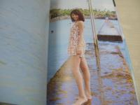 岡副麻希　写真集　Maki Mermaid　2018年02月10日発行　初版本　小学館