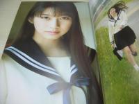 牧野真莉愛　写真集　マリア17歳　未開封DVD付　2018年02月20日発行　初版本　ワニブックス