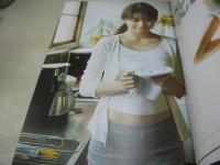 牧野真莉愛　写真集　マリア17歳　未開封DVD付　2018年02月20日発行　初版本　ワニブックス