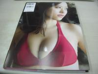 小田さくら　(モーニング娘。'19)　写真集　さくらのきせつ　未開封DVD付　2019年03月25日発行　初版本　ワニブックス