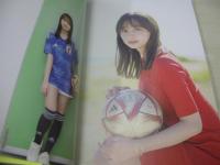 影山優佳　1st写真集　知らないことだらけ　日向坂46　ポストカード付　2023年05月09日発行　初版本　扶桑社