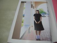 吉田莉桜　1st写真集　purio　-ピュリオ-　2020年04月01日発行　初版本　小学館