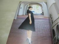 吉田莉桜　1st写真集　purio　-ピュリオ-　2020年04月01日発行　初版本　小学館