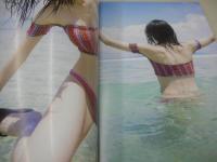 山本舞香　ファースト写真集　サニー/ムーン　2018年03月12日発行　初版本　講談社