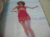 four sphere VOL.03　フォー・スフィア　2001年10月24日発行　桜桃書房　榊安奈 表紙+巻頭グラビア　未開封トレカ4枚付　松田彩香　渡辺理奈　沢井美優　※画像の様に底部に赤線引き跡、表紙面にビニール浮き出ています。　