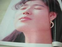 FRIDAY SPECIAL　'90夏号　フライデースペシャル　1990年07月03日号　浅野ゆう子　桐島かれん　宮沢りえ　相川恵里　岡本夏生　マグニフィセントミミ　荒井美恵子　高橋由美子　小川潤子　※画像の様に裏表紙下部に波打ち出ています。