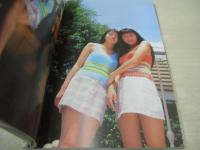 伊藤なつ&伊藤かな　鏡の国のツインズ　未開封CD-ROM付　YOUNG SUNDAY PHOTO MOOK SERIES SaRu　1997年09月10日発行　初版本　小学館