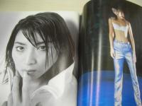 週刊ビッグコミックスピリッツ　NO.46　1997年11月03日号　稲森いずみ 表紙+グラビア　五十嵐りさ・巻末グラビア