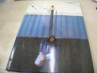 手塚さとみ(手塚理美)　写真集　少女だった　1981年05月20日発行　初版本　小学館　※画像の様に表紙カバー裏側面、巻頭無地頁に黄ばみ汚れ出ています。