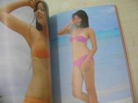 アイドル水着100人 Part2　1971-1984　近映文庫　写真集　1985年05月15日発行　初版本　加藤香子　鹿取洋子　金井夕子　河合奈保子　北原佐和子　北村優子　木之内みどり　キャッツアイ　CANCAN　キャンディーズ　久我直子　倉田まり子　栗田ひろみ　黒木真由美　桑田靖子　小泉今日子　小出広美　香坂みゆき　高田橋久子　児島美ゆき　小林美樹　斉藤智美　早乙女愛　榊原郁恵　桜田淳子　沢田富美子　シェリー　清水由貴子　ジャネット八田　進藤典子　神野美伽　菅沢恵子　スターボー　関根恵子　高田みづえ　田中久美　つちやかおり　土屋ゆき子　天馬ルミ子　トライアングル　中川みどり　中島めぐみ　夏木マリ