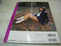 Waffle SUPER COLLECTION VOL.4　ワッフルスーパーコレクション　1999年04月23日発行　ぶんか社　升水美奈子 表紙　白川万里　太田留里　鈴川絵里子　石川里穂　谷津しのぶ　山内美穂子　幸田奈美　坂倉由里子　岡本ひかり　金子志乃　今井さちこ　秋野ひとみ　相川みさお　※画像の様に底部に赤線引き出ています。