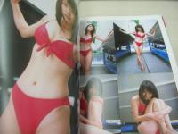 TOP GT RACE QUEEN 2002　写真集　牛川とこ　七生奈央　上原ゆい　青柳玲麻　彩　2002年8月30日発行　初版発行　エム・ウェーブ　※画像の様に底部に赤線引き跡出ています。
