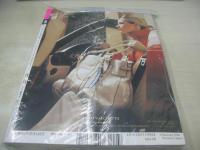 SEVENTEEN　NO.1407　セブンティーン　NO.20・21　2006年09月01日号　榮倉奈々+水沢エレナ+手嶋ゆか+上原奈美+森絵梨佳 表紙　付録付:クリアポーチ　※画像の様に書店でパックされた状態、未読本です。
