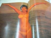 榊原郁恵　パンフレット　Tropical Lady Ikue Sakakibara　36P　フルカラー　ホリプロダクション
