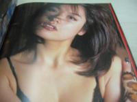 月蝕　トキナオミ作品集　写真集　1998年05月22日発行　初版本　BIBLOS　※画像の様に表紙カバー背部分に焼け出ています。