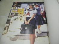 島田沙羅　写真集　少女A　恥じらい白書シリーズ②　1994年08月10日発行　英知出版　※画像の様に巻末頁に痛み出ています。