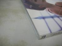 大沢安希　写真集　graduation　卒業　2001年05月17日発行　初版本　ケイエスエス　※画像の様に表紙カバー上部に痛み出ています。