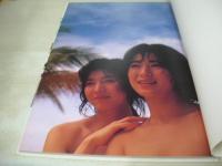 佐織圭＋若菜萠　写真集　SATISFACTION　撮影:平田友二　1993年05月20日発行　リイド社

