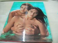 キューティー鈴木＆尾崎魔弓　写真集　赤い糸　1992年10月15日発行　初版本　サン出版