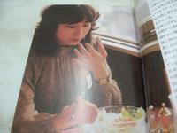 文庫写真集　寺山久美　WinkしてGood-bye　撮影:藤田晋吉　1982年06月30日発行　笠倉出版
