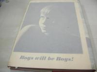 洋書　BOYS will be Boys!  A Photographic Essay　GEORGES ST. MARTIN AND RONALD C.NELSON　1966 Book Horizons, Inc.　※画像の様に側面に染み跡、巻中上隅に痛み出ています。 表紙面保護、パラフィン紙側面に破れ出ています。　
