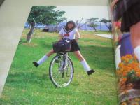 萩原舞ちゃん　写真集　乳白色の放課後　1998年03月05日発行　バウハウス