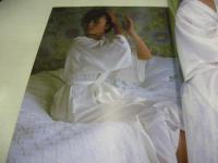 石野真子　写真集　白夜の妖精　プレイボーイアイズ特別編集　撮影:沢渡朔　1983年09月30日発行　初版本　集英社