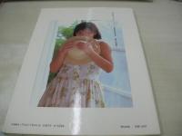 佐野香澄美　写真集　さりげなく　美少女館シリーズ16　1985年08月15日発行　英知出版