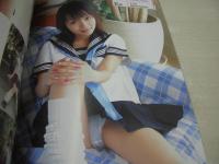 め・き・ら THE SELECTION VOL.8　2006年01月20日発行　若葉かおり　月野しずく　綾野みゆき　長谷川ちひろ　笠木あやか　上原留華　相川姫華　恵ちとせ+柳明日香　瀬戸彩　紗月結花　みなみここ　飯島ゆりな