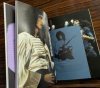 KILLER QUEEN  2500部限定版　別冊の日本語訳付き　直筆サイン入り　(英文　写真集)