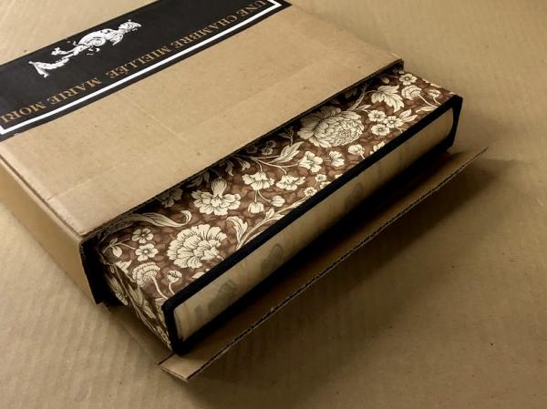甘い蜜の部屋 限定版 (署名入り)(森茉莉) / 古本、中古本、古書籍の