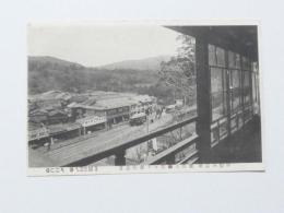 1000324■戦前 絵葉書■伊勢内宮前　旅館大橋館より市街遠望 (路面電車・ちんちん電車)