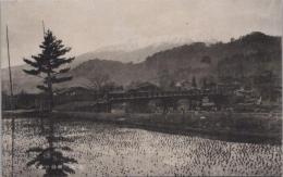 1000829■戦前 絵葉書■長野県　木曽　御嶽の墓雪（橋　家　山)